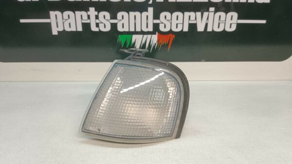 Indicatore Direzionale Sinistro Nissan Primera Mk1