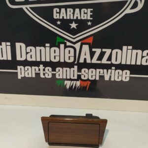 Cassettino Posa Cenere Mercedes-Benz W124 (200 E)