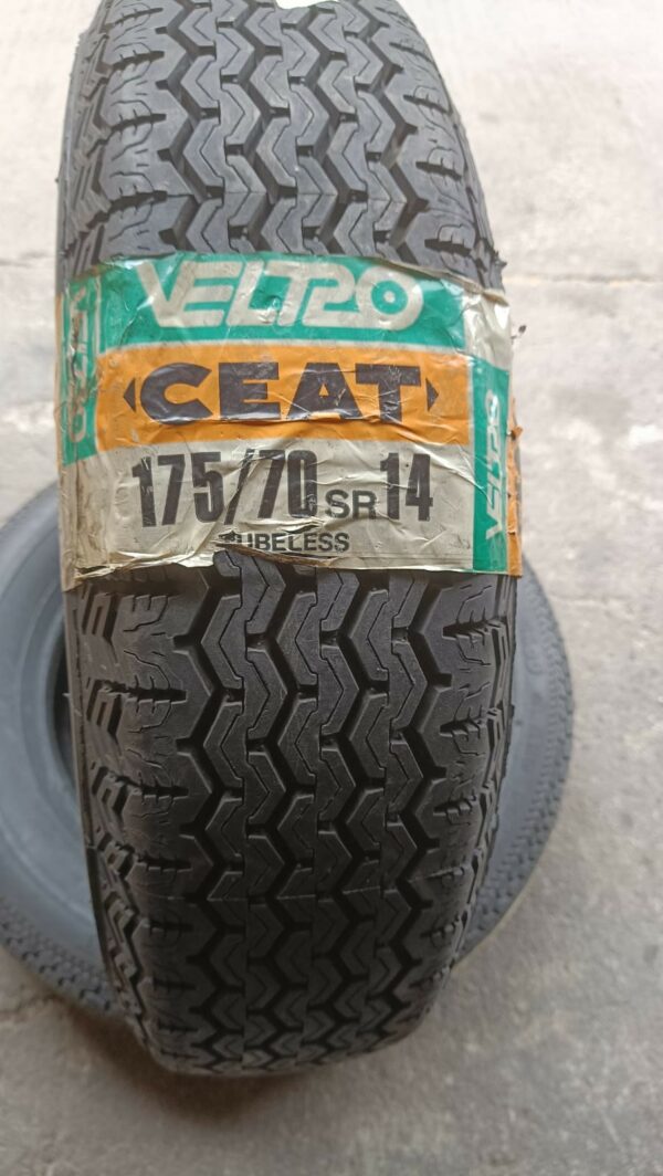 Pneumatico Singolo Ceat 175/70/Sr14 Old Dot Per Auto D' Epoca