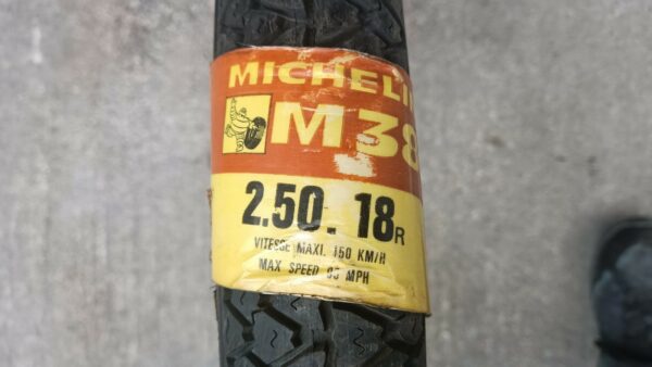 Pneumatico Michelin 2.50/18R Per Ciclomotori D' Epoca