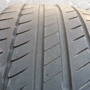 Pneumatico Michelin  245/45/R18