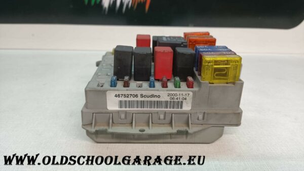 Centralina Fusibili Fiat Doblo' 1.9 Diesel Anno 2001