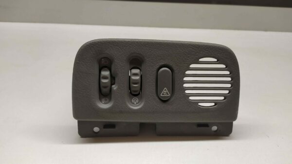 Pulsantiera Renault Megane Scenic Anno 2002