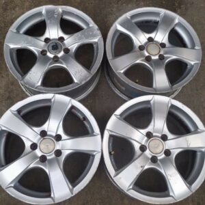 Cerchi In Lega Volkswagen 5 Fori R15