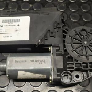 Motorino Alza Cristalli Posteriore Destro Volkswagen Touareg