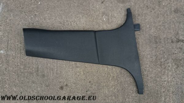 COPERTURA PILASTRO DESTRO VOLVO V 40 ANNO 2002