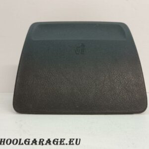 VANO POSACENERE VOLVO V 40 ANNO 1998