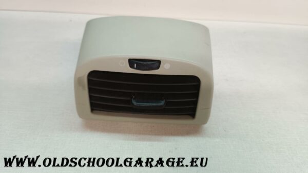 BOCCHETTA AEREAZIONE CENTRALE FIAT STILO ANNO 2005