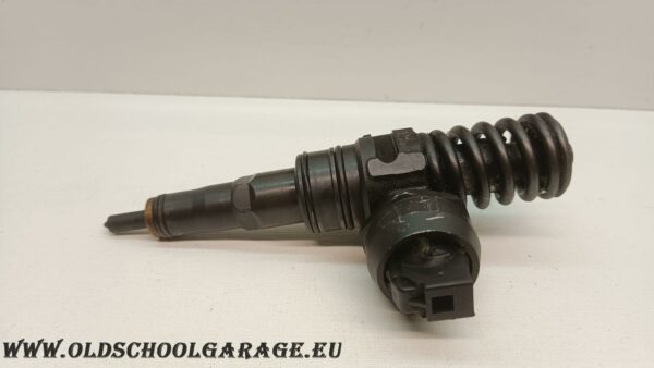 INIETTORE VW TOUAREG 2.5 ANNO 2003 - 2.5 TDI