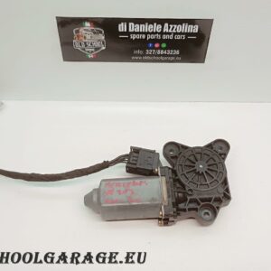 MOTORINO ALZACRISTALLI PORTIERA ANTERIORE DESTRA MERCEDES W 203 C 220 ANNO 2003