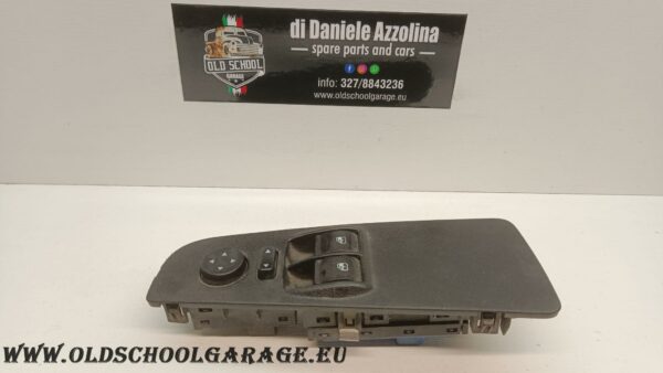 PULSANTIERA ALZAVETRO PORTIERA SINISTRA FIAT GRANDE PUNTO