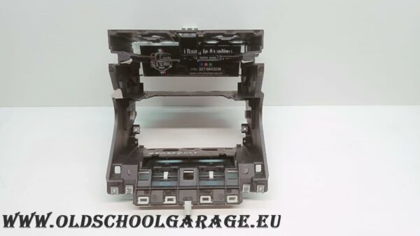 ALLOGGIO AUTORADIO AUDI A 3 ANNO 2004 2.0 TDI