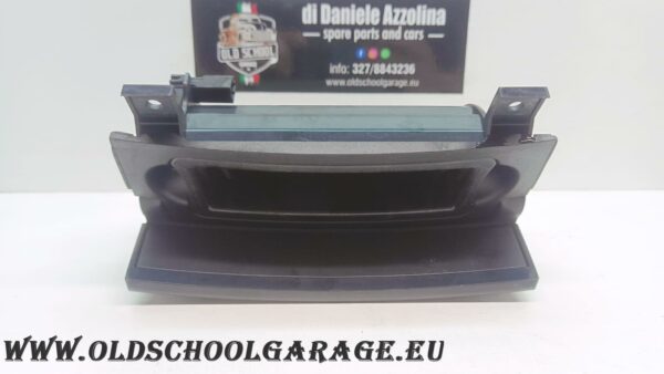 VANO POSACENERE ANTERIORE AUDI A3 ANNO 2004 2.0 TDI