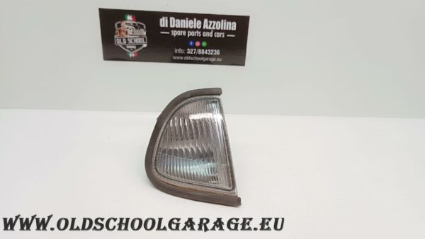 FANALINO ANTERIORE DESTRO LANCIA DELTA ANNO 1993