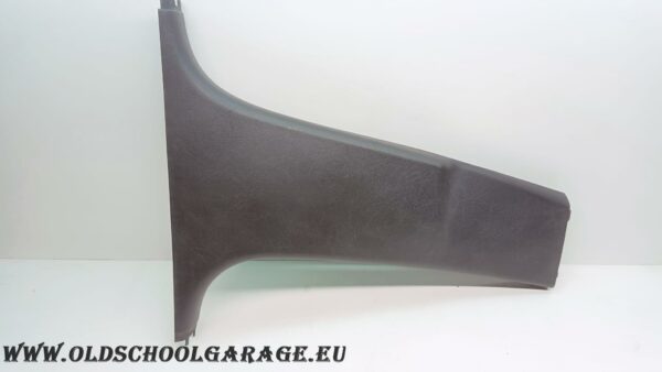 RIVESTIMENTO PILASTRO INFERIORE CENTRALE DESTRO PEUGEOT 307 ANNO 2003 2.0 HDI