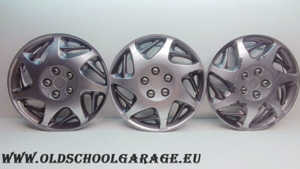 COPPETTE COPRI MOZZO UNIVERSALI R16