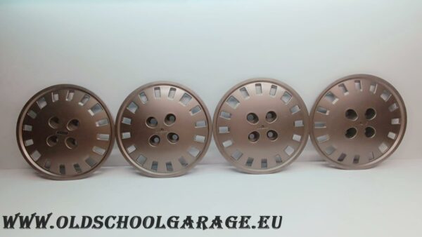 COPPETTE COPRI MOZZO FIAT R13