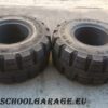Coppia Pneumatici Pieni Per Muletto Vorwerk Rota 18x9-8 - immagine 4
