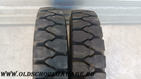 Coppia Pneumatici Pieni Muletto Gumasol Gle 23x5