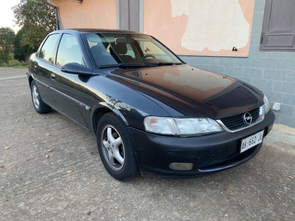 Opel Vectra B 1.6i 16v Benzina Anno 1996